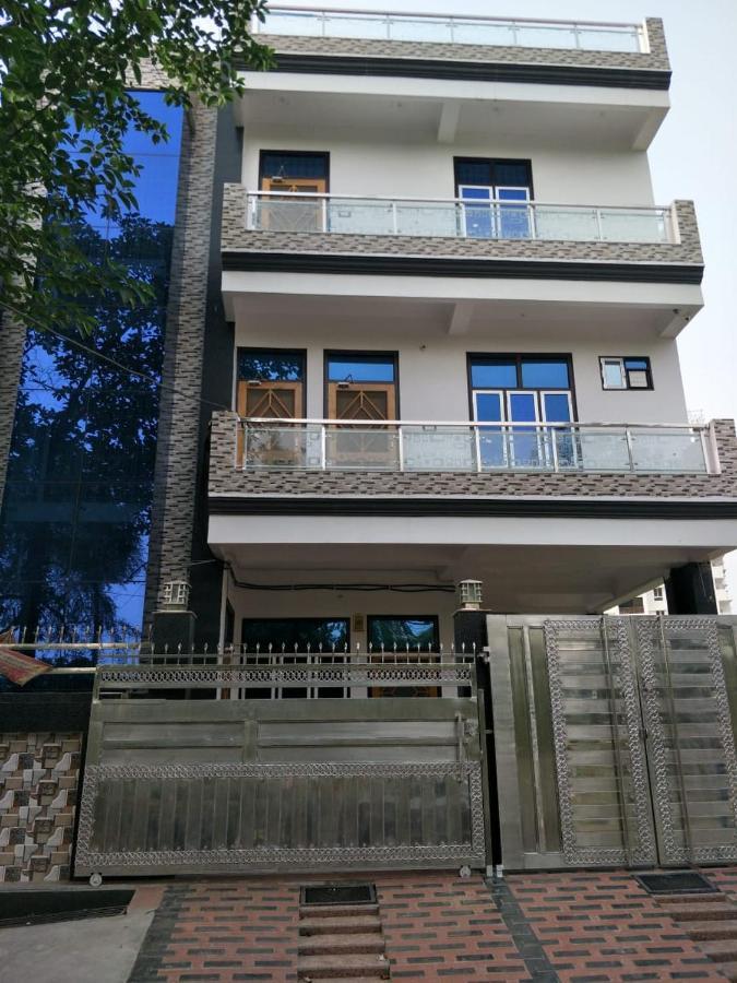 Surabhi Garden Inn Lucknow Exterior foto